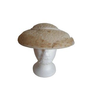 Vintage 1950s Mushroom Cream lace hat with tan lace accent - Estate Find